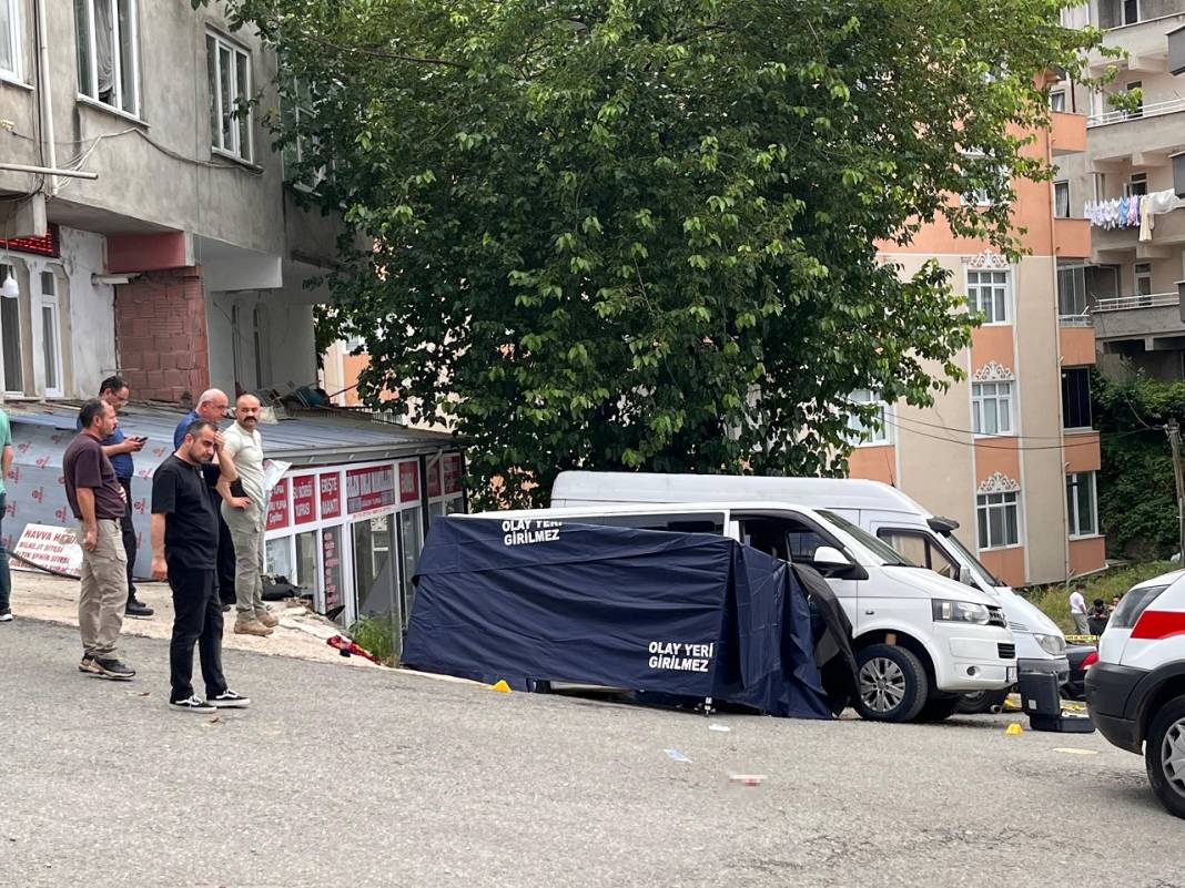 Kardeş katliamı! 3'ünü de öldürdü 7